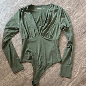 Abercrombie & Fitch. Olive Green Long Sleeve Surplice Bodysuit. Size M